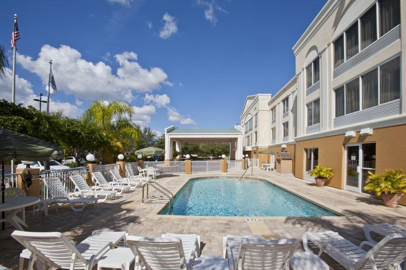 Venice Gardens Best Western Plus Ambassador Suites מתקנים תמונה
