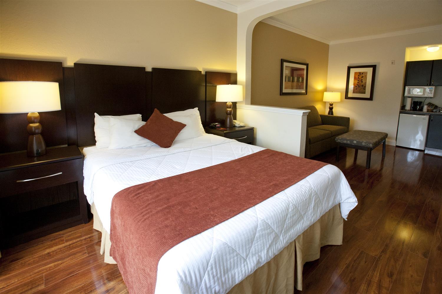 Venice Gardens Best Western Plus Ambassador Suites מראה חיצוני תמונה