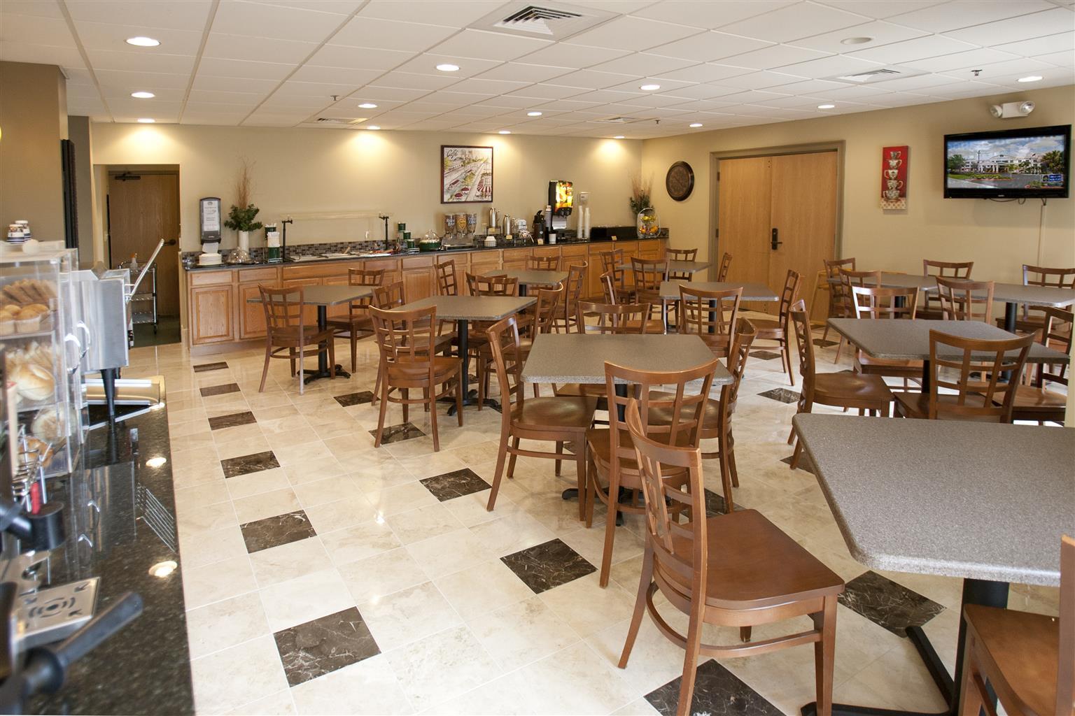 Venice Gardens Best Western Plus Ambassador Suites מראה חיצוני תמונה