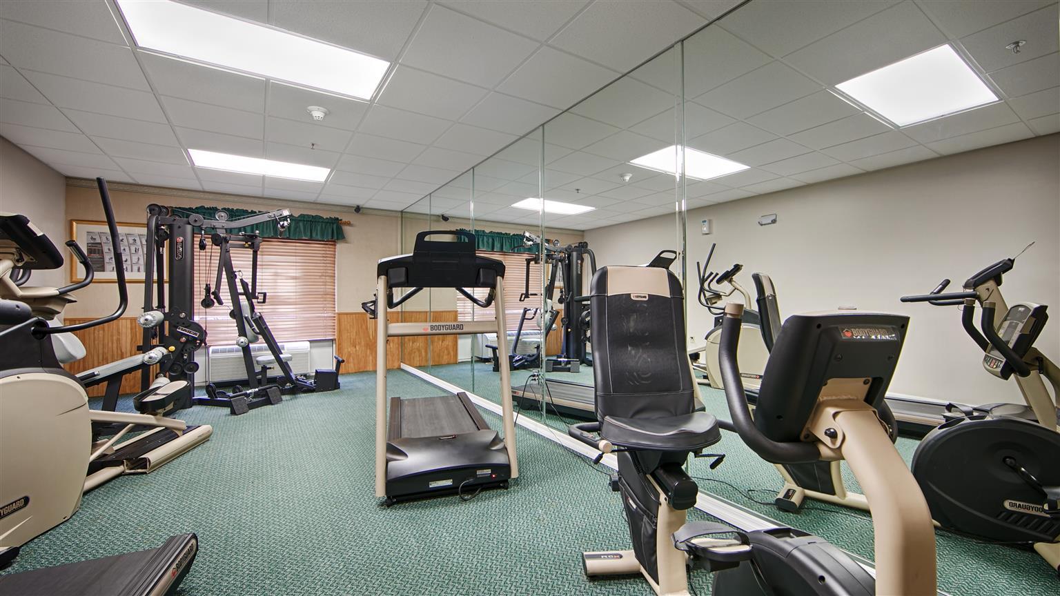 Venice Gardens Best Western Plus Ambassador Suites מראה חיצוני תמונה